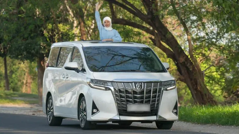 12-hour Alphard rental Bali - Bali Premium Trip