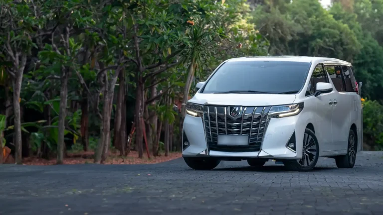Rental Alphard in Bali | Luxury Car Rental in Bali | Airport Transfer