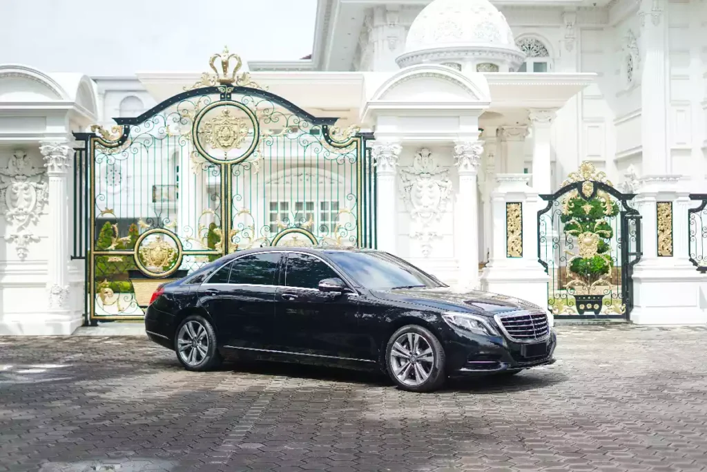 Rent Mercedes Benz S400 | Rent Sedan Car in Bali | Bali Premium Trip