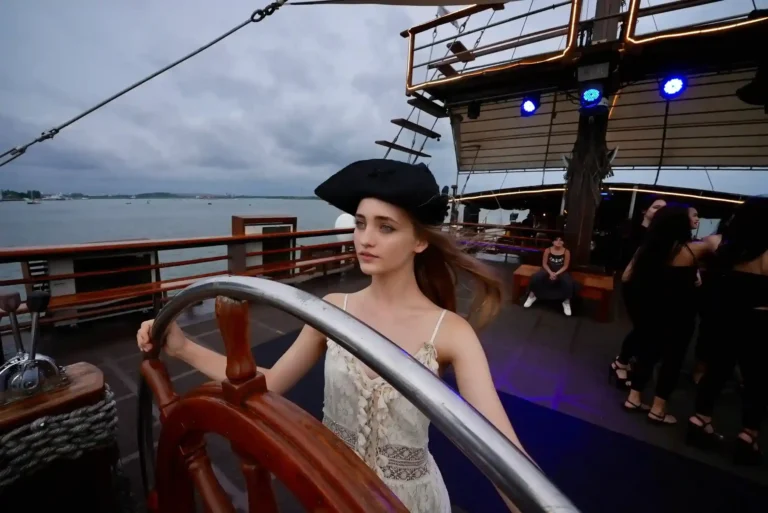 Dinner Cruise | Bali Cruise Packages | Bali Premium Trip