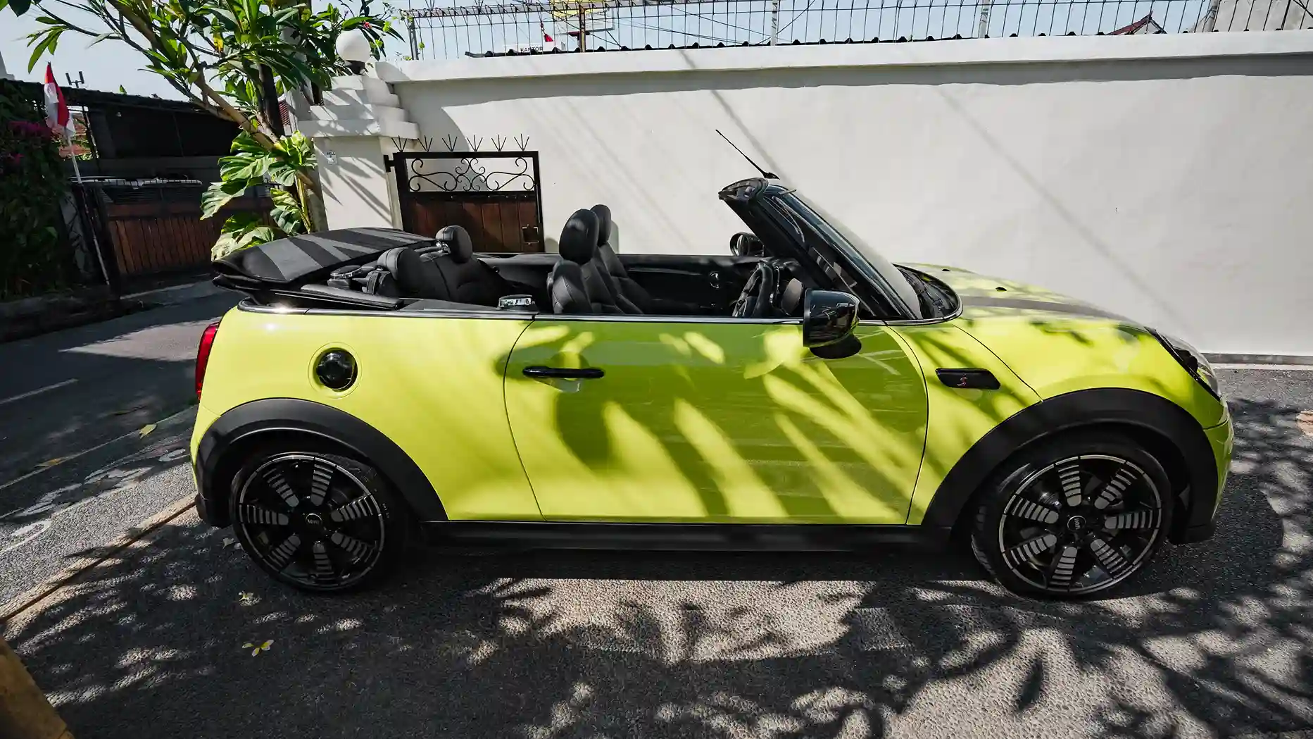 Sewa Mini Cooper di Bali | Balipremium Trip