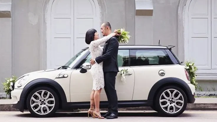 sewa Mini Cooper untuk Prewedding | Wedding (source: pinterest)