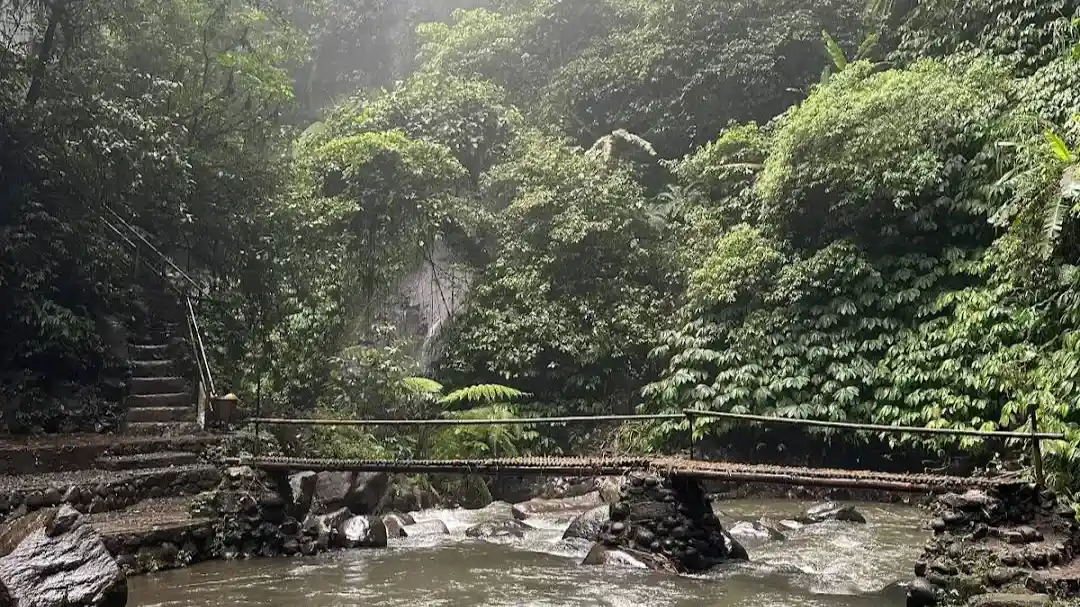 Air Terjun Nungnung Bali