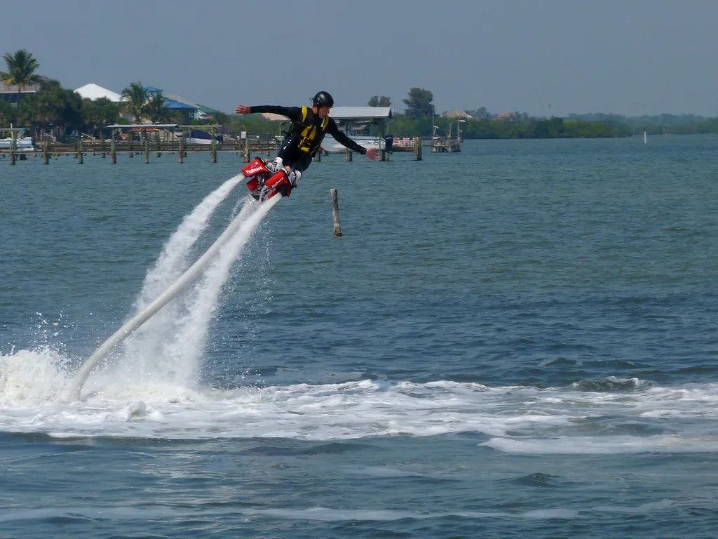 Flyboarding (Sumber Flickr)