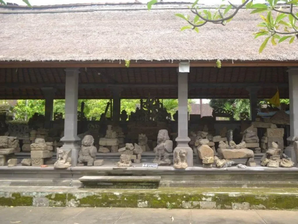 Desa Batuan Bali (Sumber: Kemenparekraf)
