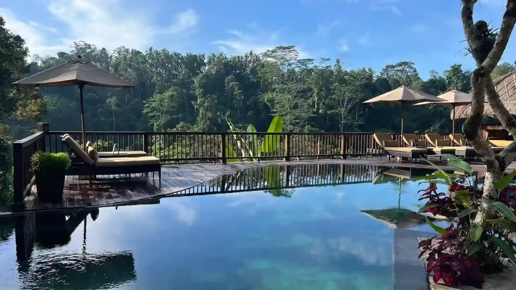 Kolam Renang di Nandini | Bali Premium Trip